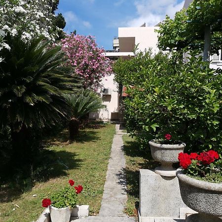 Apartments Maris Garden Petrovac Kültér fotó